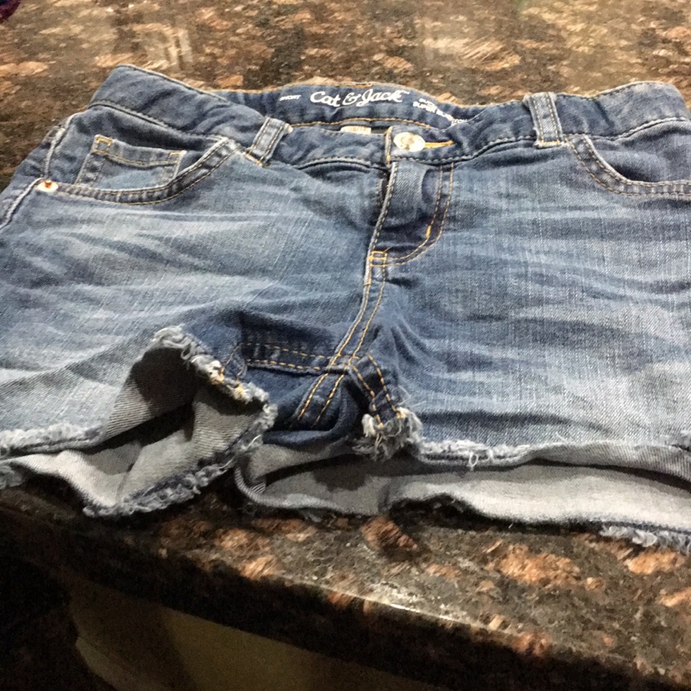 Cat and jack shorts 10/12